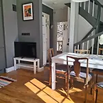 Διαμέρισμα Villu Kalamaja - 4 Level With Sauna & Terrace Ταλίν